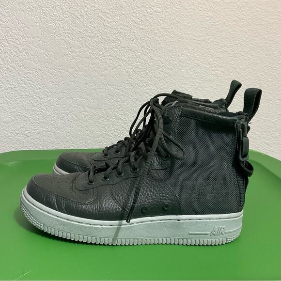 Nike Shoes - Nike Air Force SF-AF1 mid sneakers women 8 green nylon High-top